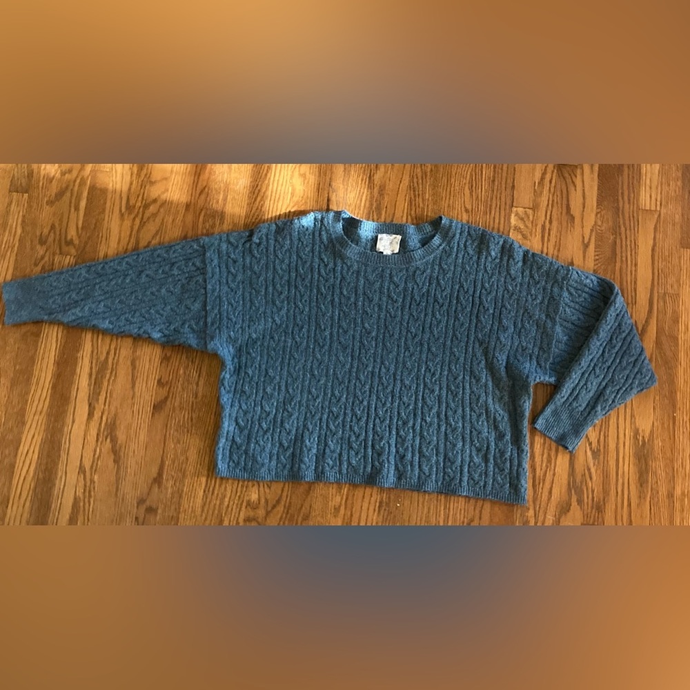 HIPPIE ROSE cable knit sweater